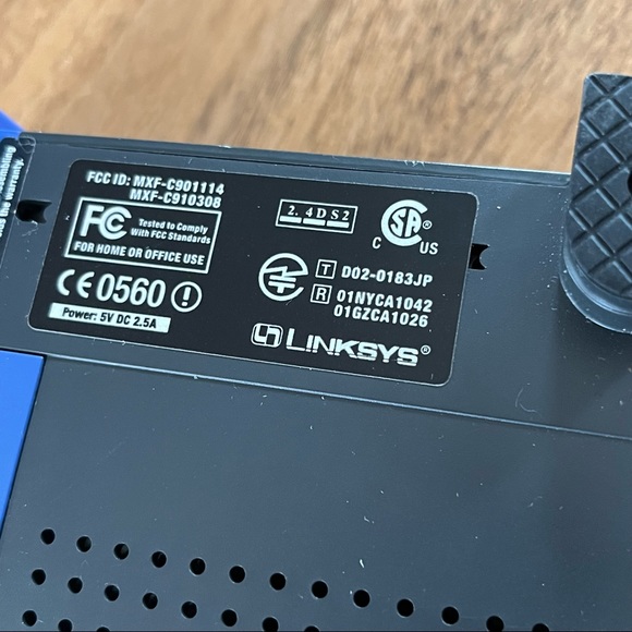 Linksys Wireless access point router - Picture 6 of 11